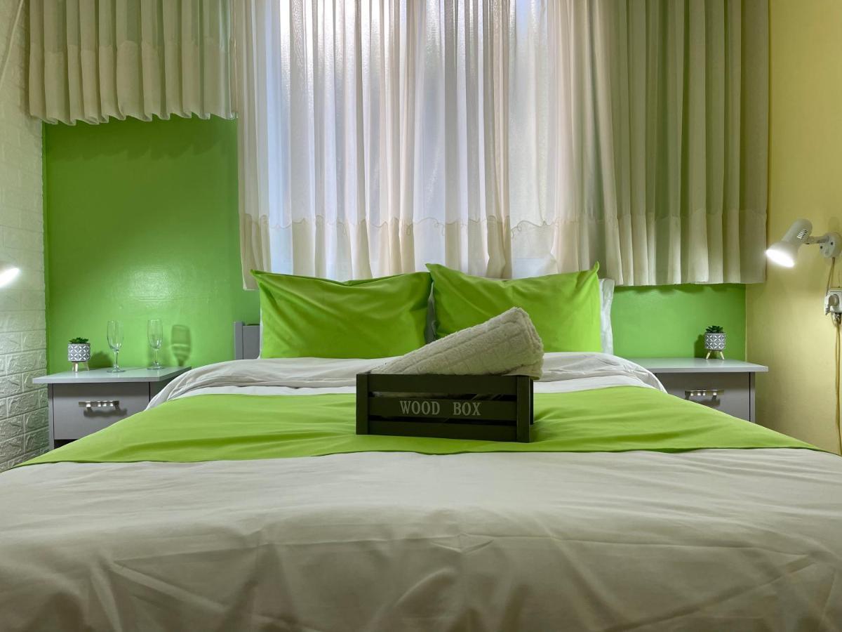 Breezot Yam Hotel Нахария Екстериор снимка
