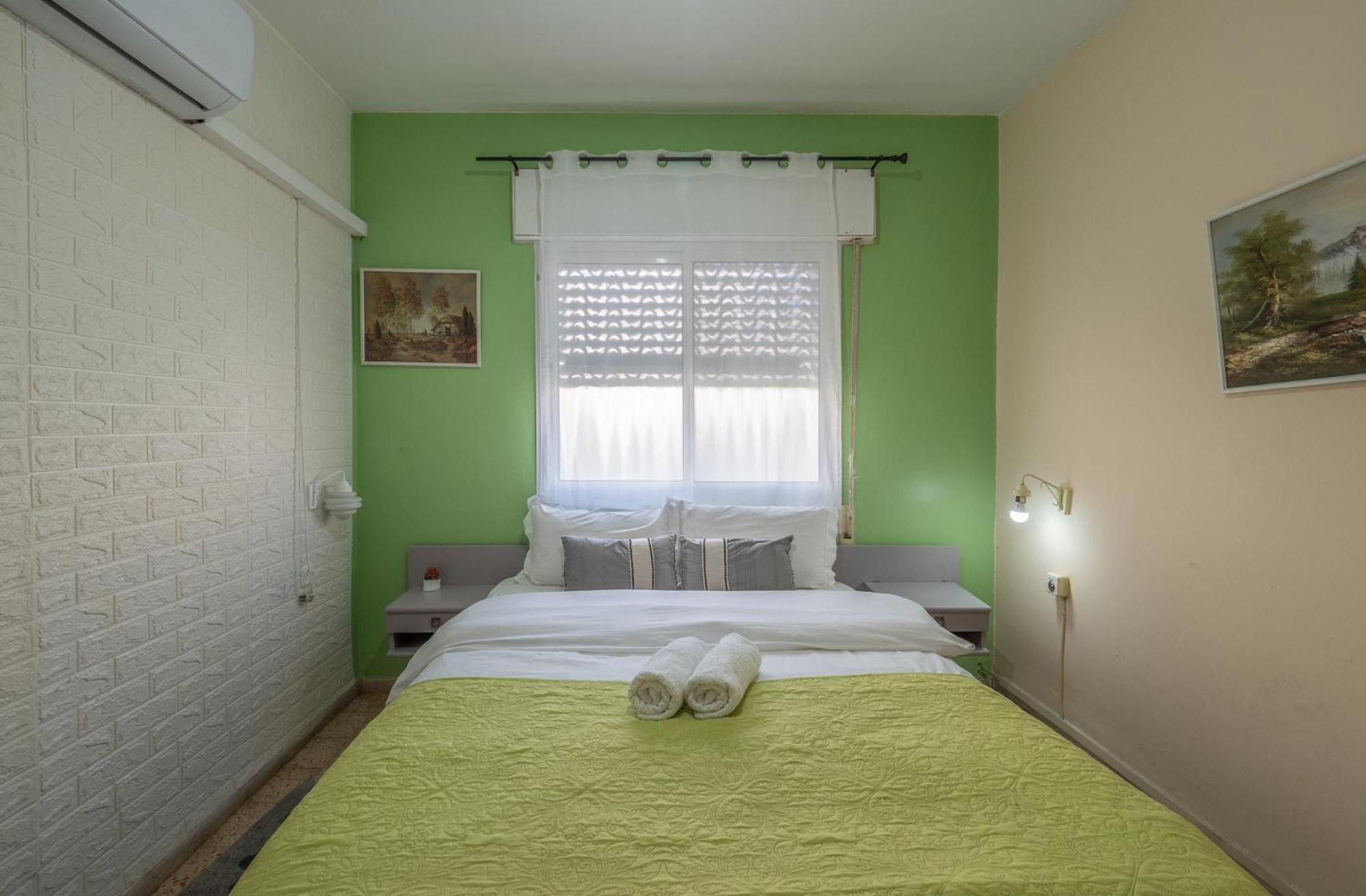 Breezot Yam Hotel Нахария Екстериор снимка